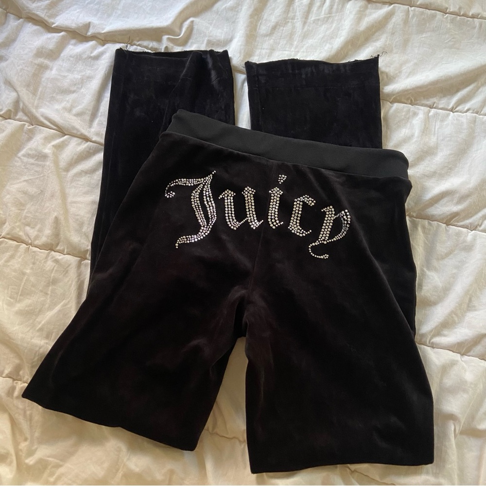 Juicy Couture black velour straight leg sweatpants with rhinestone logo